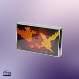 Protection Acrylique - Ultra Premium Collection Sulfura de la Team Rocket Pokémon